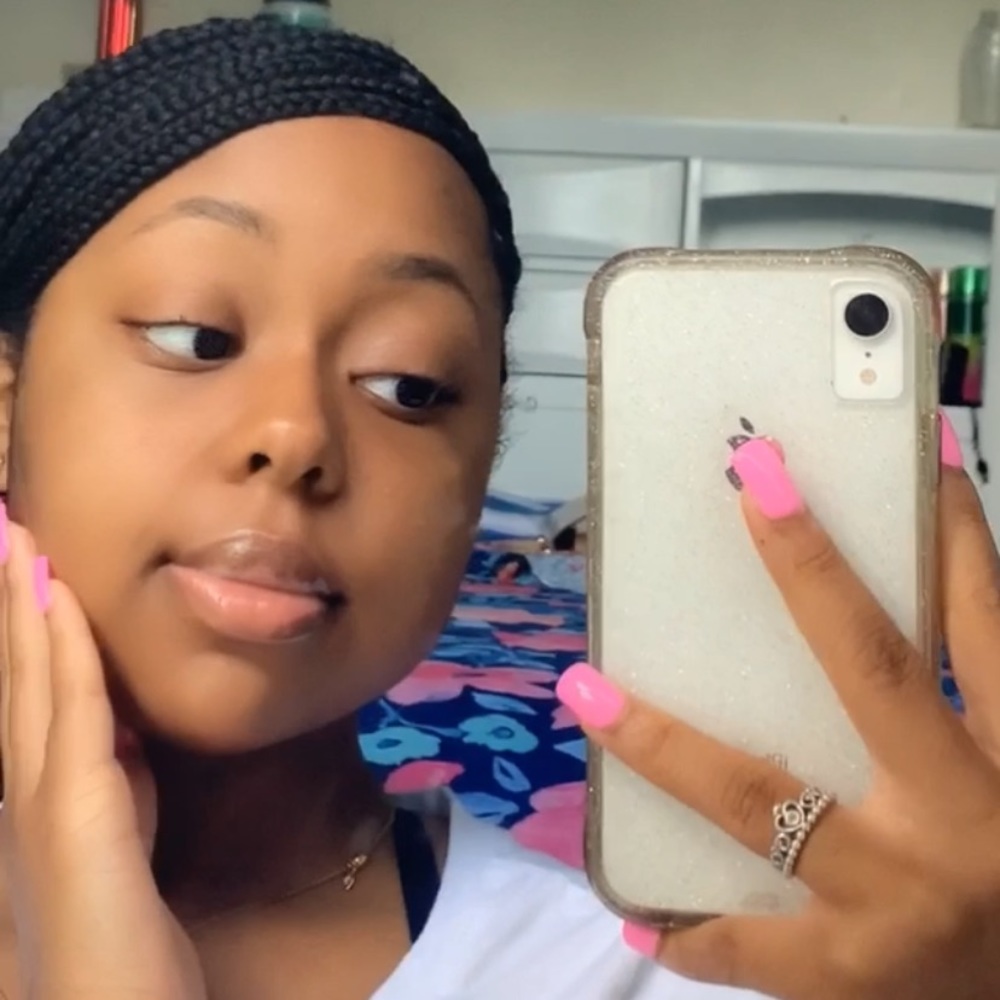 Meet your Posher, Jada